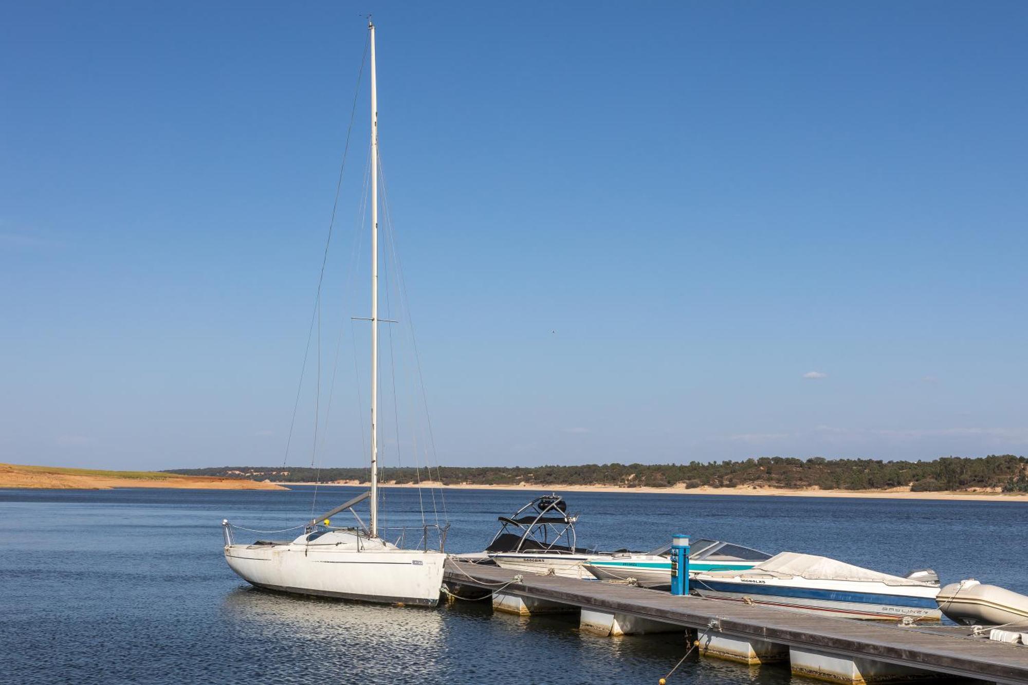 Ap Lago Montargil - Conference & Spa Exterior photo Boats at the marina